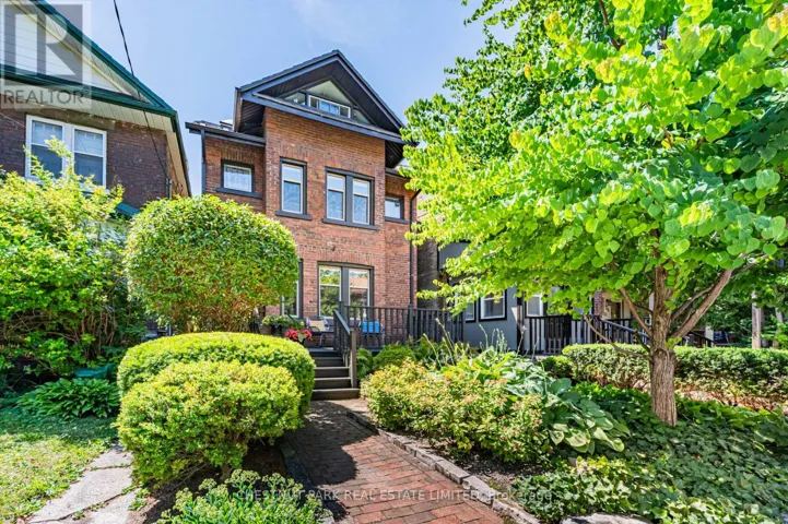 30 COADY AVENUE, Toronto (South Riverdale), Ontario M4M2Y8