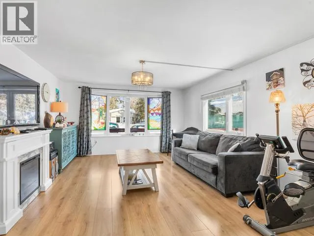 22-986 RANGE ROAD, Whitehorse, Yukon Y1A4V1