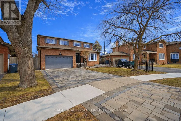 411 THE THICKET, Mississauga (Lakeview), Ontario L5G4P6
