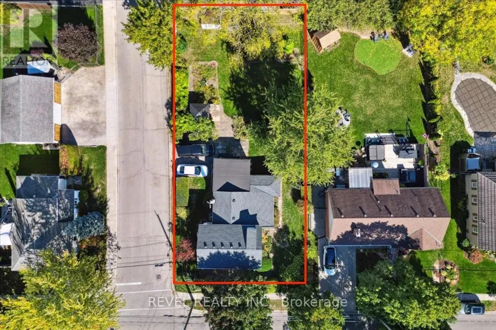 250 MILL STREET N, Hamilton (Waterdown), Ontario L0R2H0