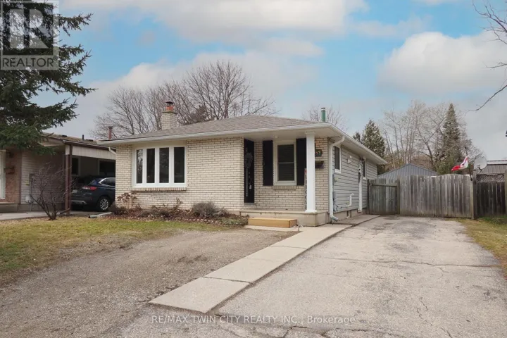 15 MILTON AVENUE W, Cambridge, Ontario N3C2Y3