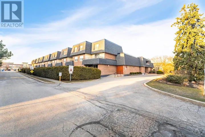 105 - 580 MARY STREET E, Whitby (Downtown Whitby), Ontario L1N2R3