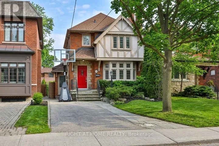 25 FLEMING CRESCENT, Toronto (Leaside), Ontario M4G2A9