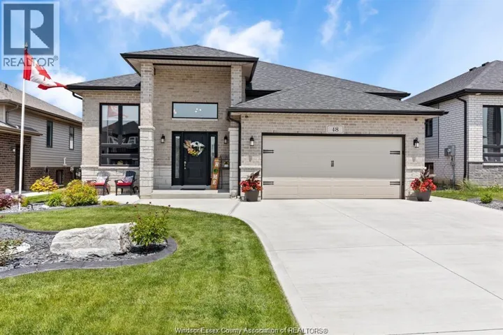 48 KINGSBRIDGE, Amherstburg, Ontario N9V4A5