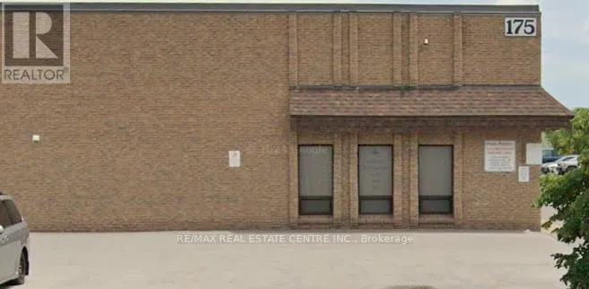 9 (BACK) - 175 ADVANCE BOULEVARD N, Brampton (Steeles Industrial), Ontario L6T4J1