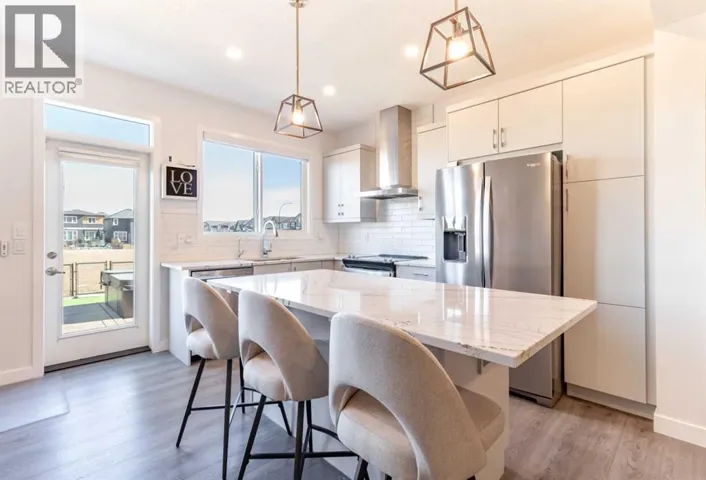 319 Belmont Heath SW, Calgary, Alberta T2X4N3