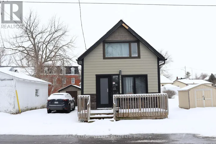 18 MILL STREET, North Dundas, Ontario K0C1H0