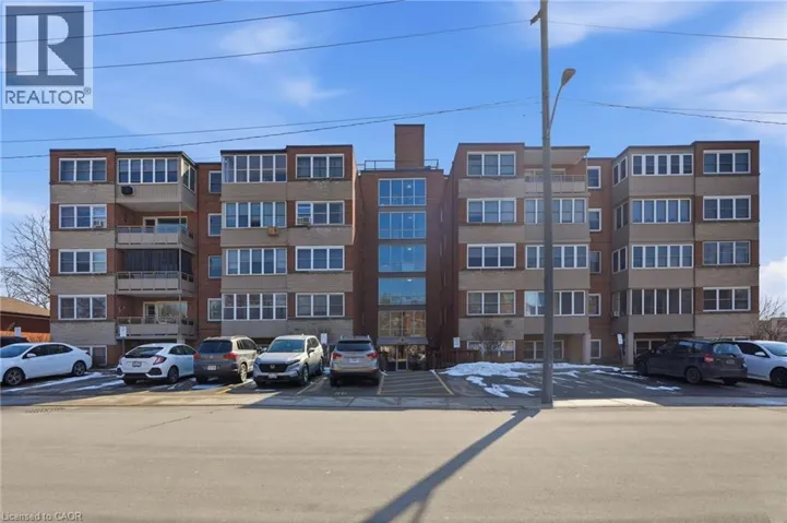 9 GRANT Boulevard Unit# 106, Dundas, Ontario L9H4L5