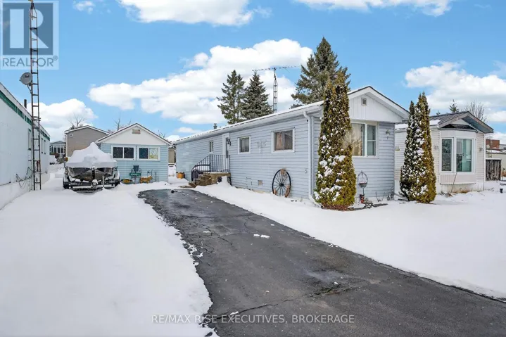 4 CEDAR STREET, Greater Napanee (Greater Napanee), Ontario K7R3L1