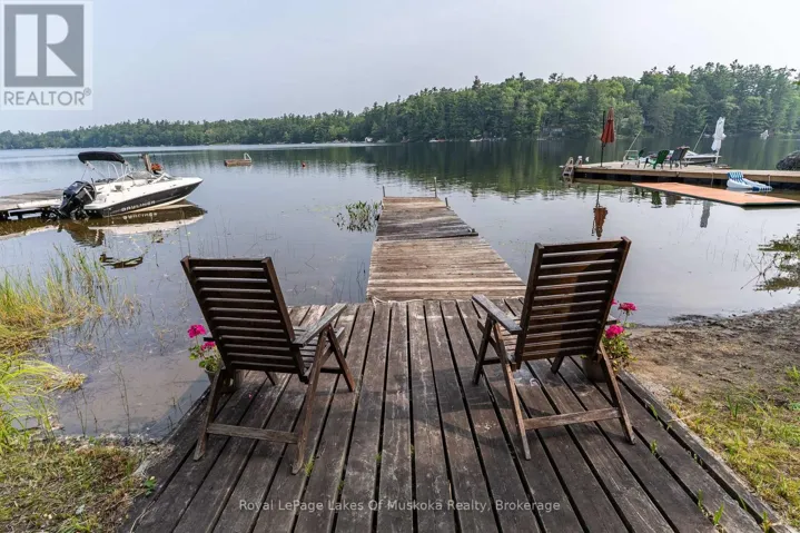 1072 LONG LAKE ROAD, Muskoka Lakes (Wood (Muskoka Lakes)), Ontario P0C1A0
