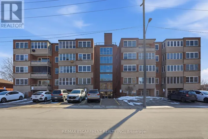 106 - 9 GRANT BOULEVARD, Hamilton (Dundas), Ontario L9H4L5
