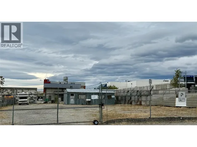 365 Cherry Avenue, Penticton, British Columbia V2A8R2