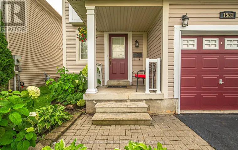 1581 SARASOTA CRESCENT, Oshawa (Samac), Ontario L1G8G1