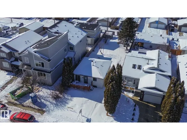 9924 160 ST NW, Edmonton, Alberta T5P3E4