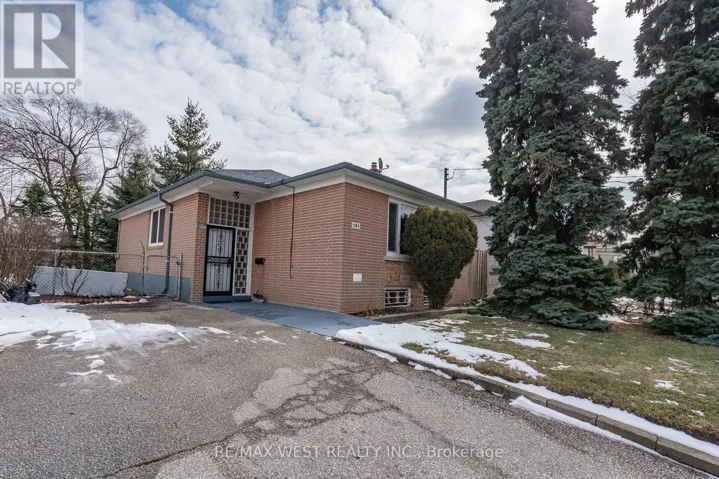 101 BARRYMORE ROAD, Toronto (Bendale), Ontario M1J1W5