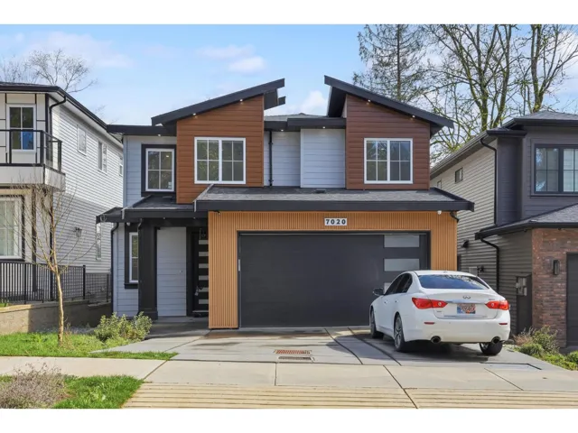 7020 205 STREET, Langley, British Columbia V2Y1S9