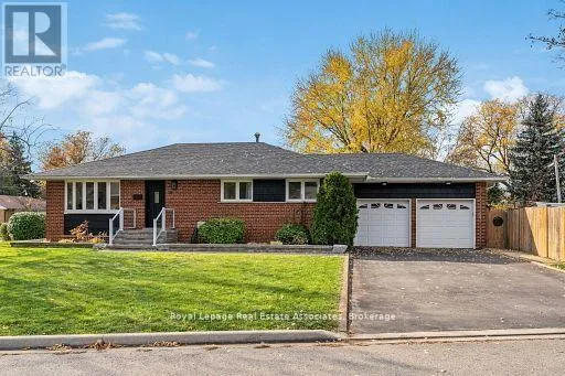20 SUBURBAN DRIVE, Mississauga (Streetsville), Ontario L5N1G5
