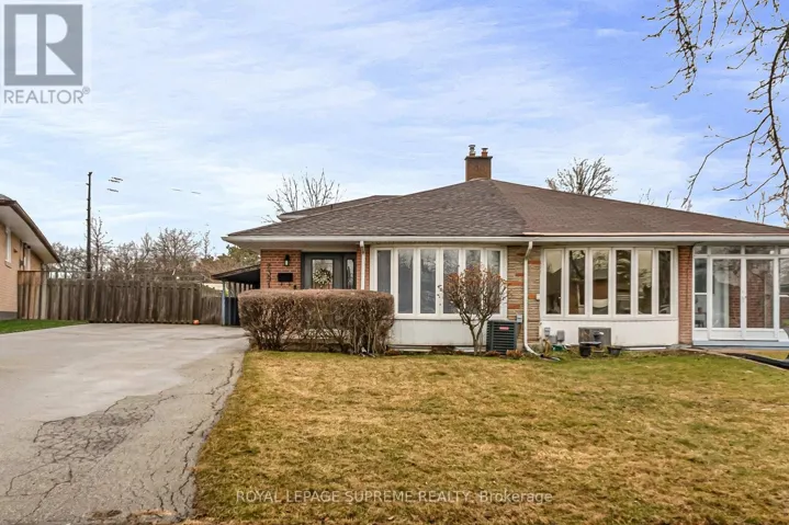 2391 PADSTOW CRESCENT, Mississauga (Clarkson), Ontario L5J2G2