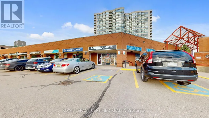 8 - 2560 SHEPARD AVENUE, Mississauga (Cooksville), Ontario L5A4E1