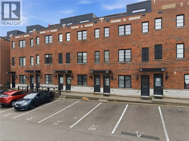 70 PLAINS Road W Unit# 12, Burlington, Ontario L7T0B6