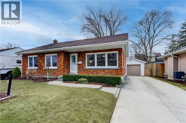 133 GLASTONBURY Crescent, Stratford, Ontario N5A6J1