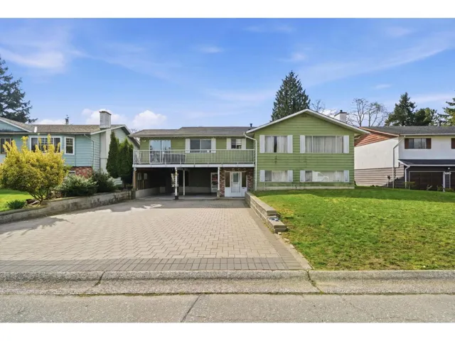 11926 82A AVENUE, Delta, British Columbia V4C2E6
