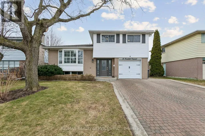 12 FERNDALE CRESCENT, Brampton (Brampton East), Ontario L6W1E9