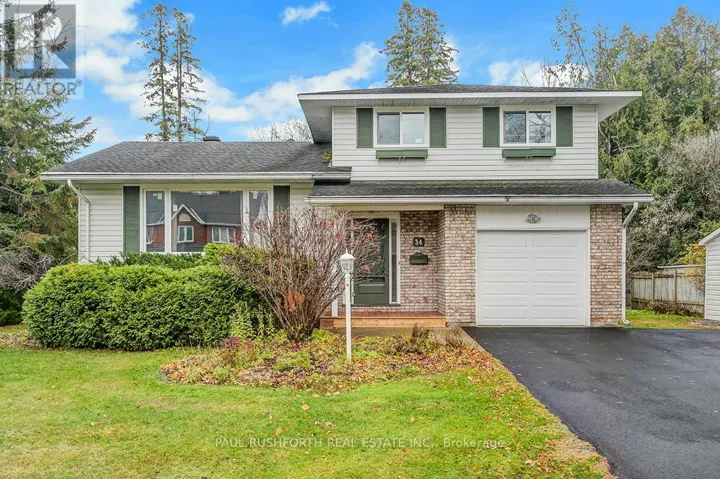 34 BEVERLY STREET, Ottawa, Ontario K2S0S2