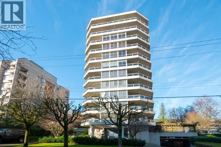 9 1717 DUCHESS AVENUE, West Vancouver, British Columbia V7V1P8