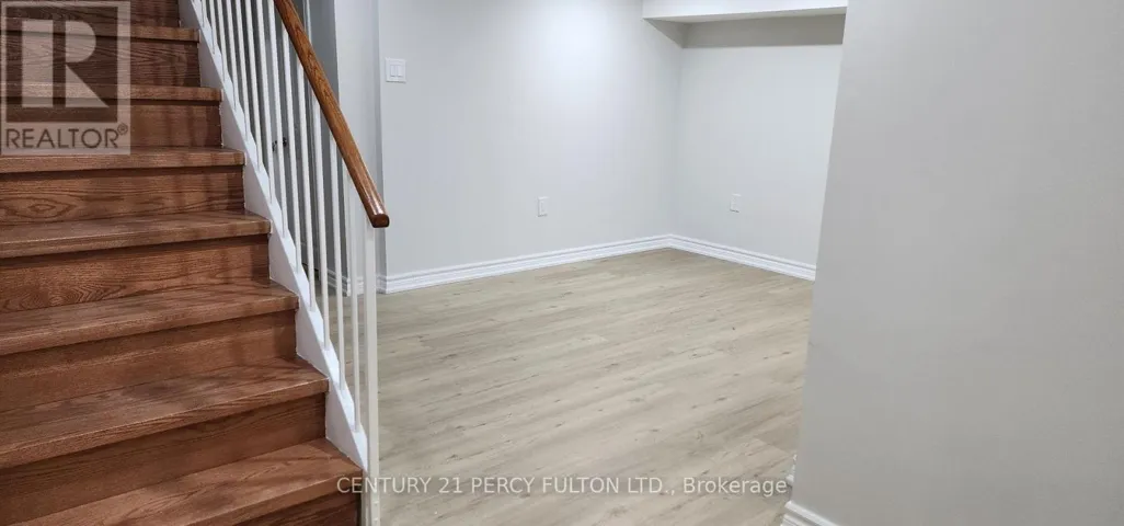 14 FARMINGTON BSMT CRESCENT, Toronto (Tam O'Shanter-Sullivan), Ontario M1S1G1