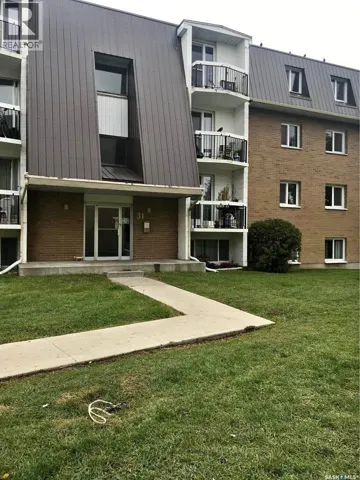 31 & 51 Centennial STREET, Regina, Saskatchewan S4S6P8