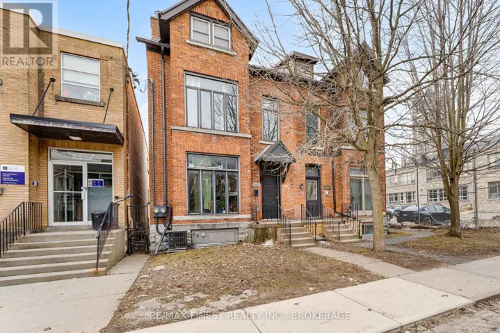 242 BROCK STREET, Kingston (Central City East), Ontario K7L1S4