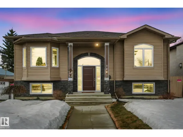 9812 154 ST NW, Edmonton, Alberta T5P2G6