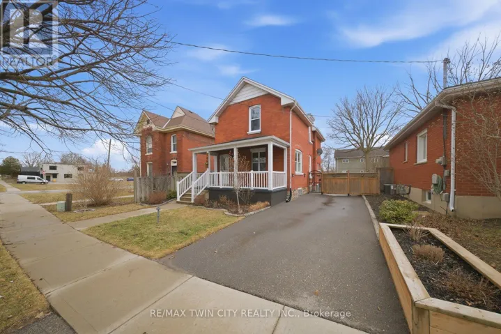 188 GRAND RIVER AVENUE, Brantford, Ontario N3T4X9