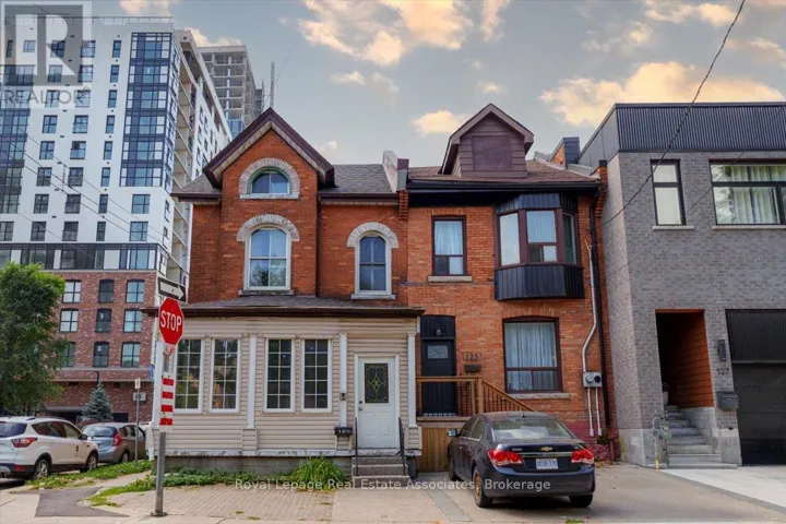 123 MARKET STREET, Hamilton (Central), Ontario L8R1N7