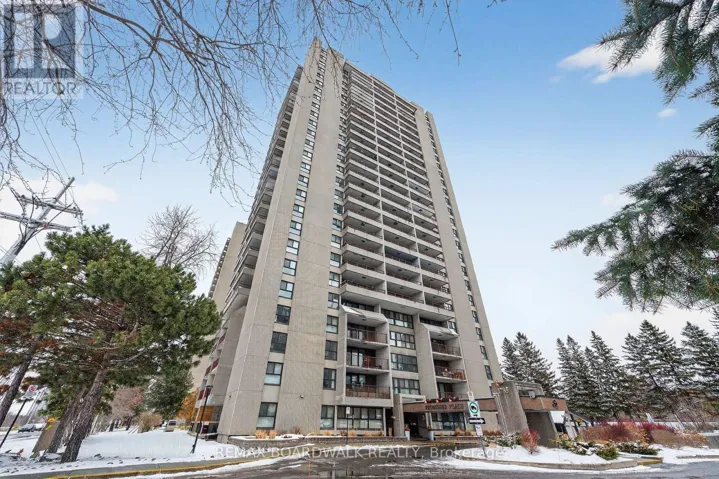 704 - 1785 FROBISHER LANE, Ottawa, Ontario K1G3T7
