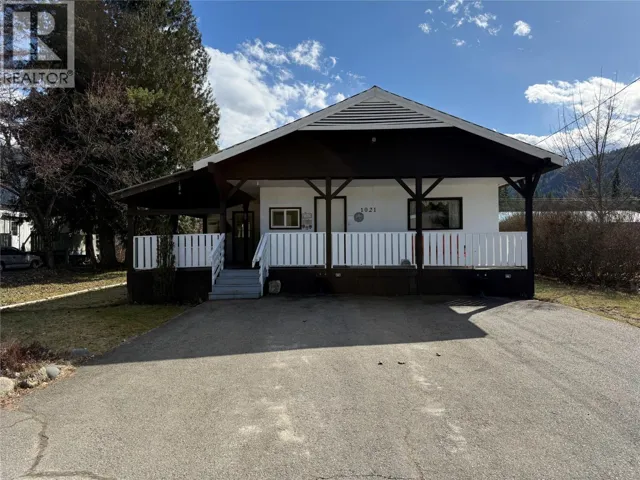 1021 Garden Road, South Slocan, British Columbia V0G2G1