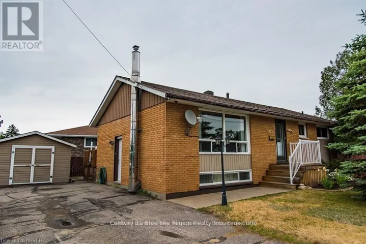 62 JOSEPH STREET, North Bay (Ferris), Ontario P1A1M1