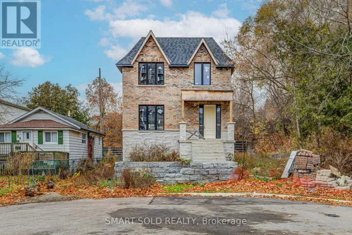4 FORTY THIRD STREET, Toronto (Long Branch), Ontario M8W3P6