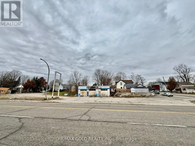 201 DUNDAS STREET, Woodstock (Woodstock - North), Ontario N4S1A6