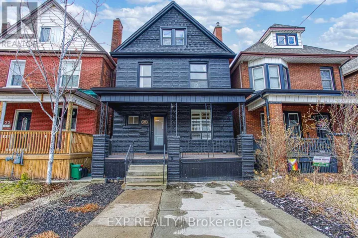 20 SENATOR AVENUE, Hamilton (Stipley), Ontario L8L1Z4