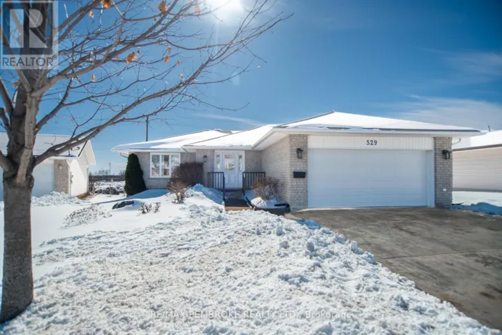 529 ANGUS CAMPBELL DRIVE, Pembroke, Ontario K8A8K5