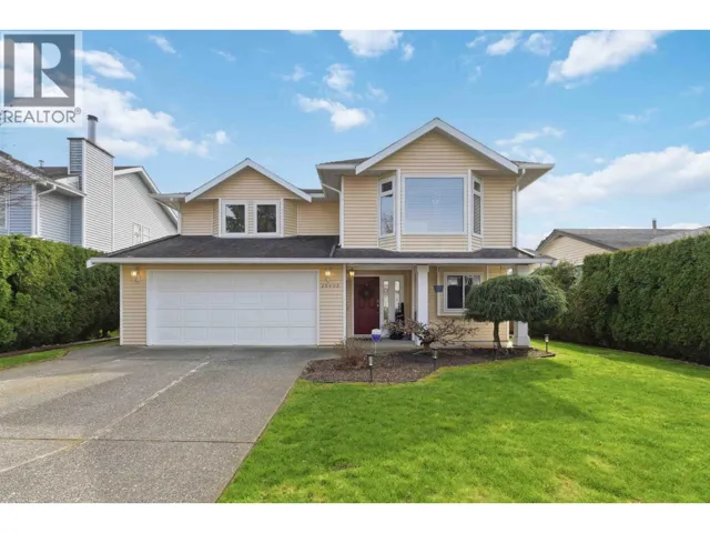 20402 WALNUT CRESCENT, Maple Ridge, British Columbia V2X9M9