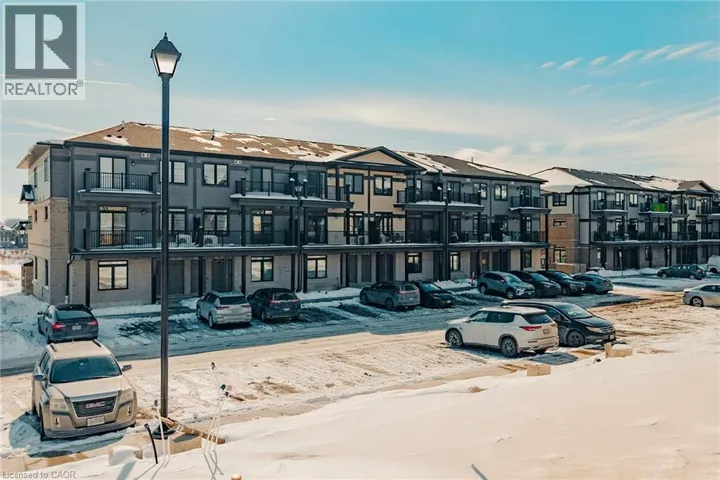 106 LOMOND Lane, Kitchener, Ontario N2R0T6