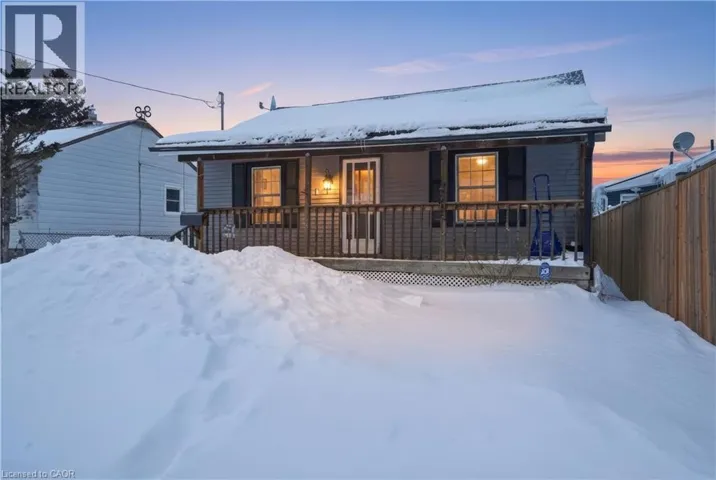 4 HILDA Street, St. Catharines, Ontario L2S1Z8