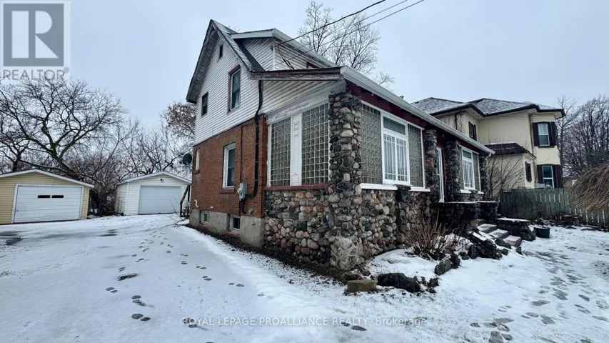 36 MARMORA STREET, Quinte West (Trenton Ward), Ontario K8V2H6