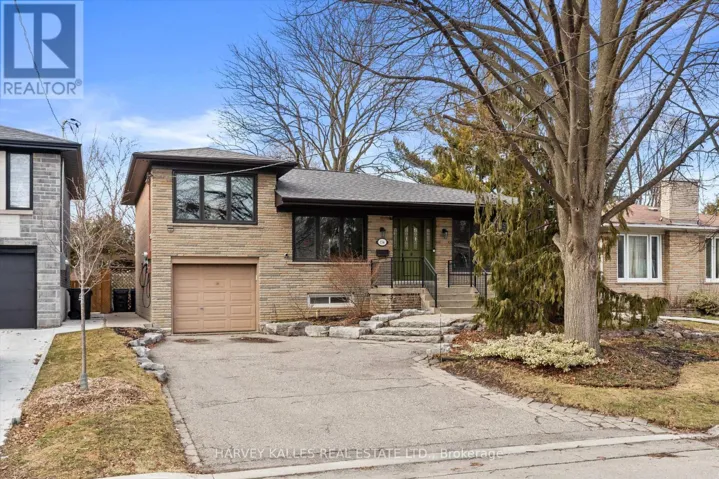 134 SANTA BARBARA ROAD, Toronto (Willowdale West), Ontario M2N2C5