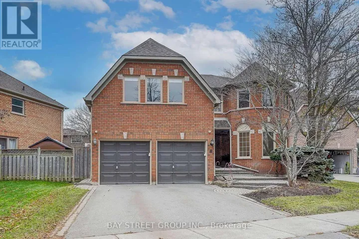 8 MOORELAND COURT, Markham (Markham Village), Ontario L3P7P8