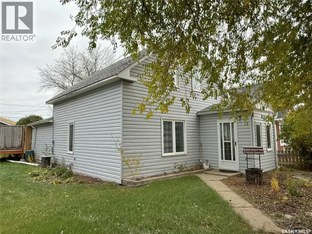 109 2nd STREET, Spiritwood, Saskatchewan S0J2M0