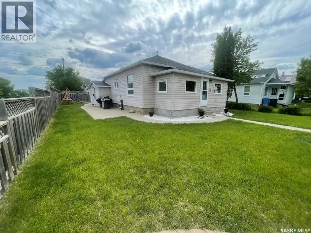 1002 2nd STREET, Estevan, Saskatchewan S4A0L7